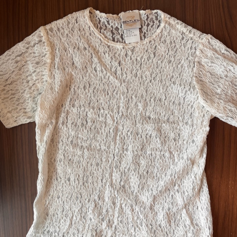 Vintage TR Bentley White Sheer Lace Top Size Medium